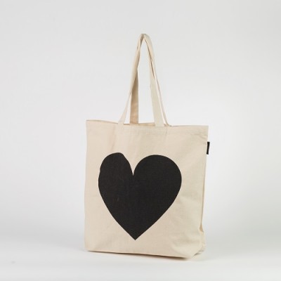 # RB ZB - 01 - TOSSA Cotton Bag - Heart print (30 Units Per Carton)