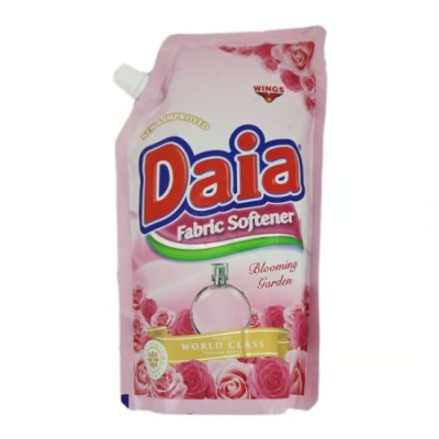 DAIA Fabric Softener (Blooming Garden) 800ml